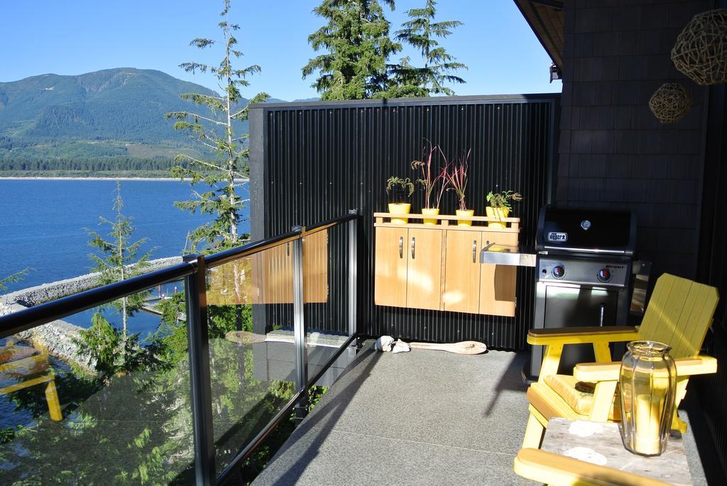 Villa Bjorn Holm Port Renfrew Exterior foto
